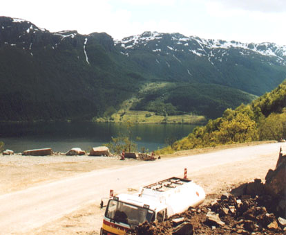 pano3.jpg (37788 bytes)